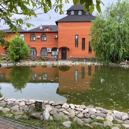 Гостинний Маєток Hotel Myla Exterior foto